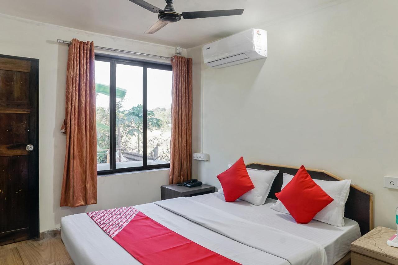 Oyo 29156 Nisarg Holiday Resort Ambli Экстерьер фото