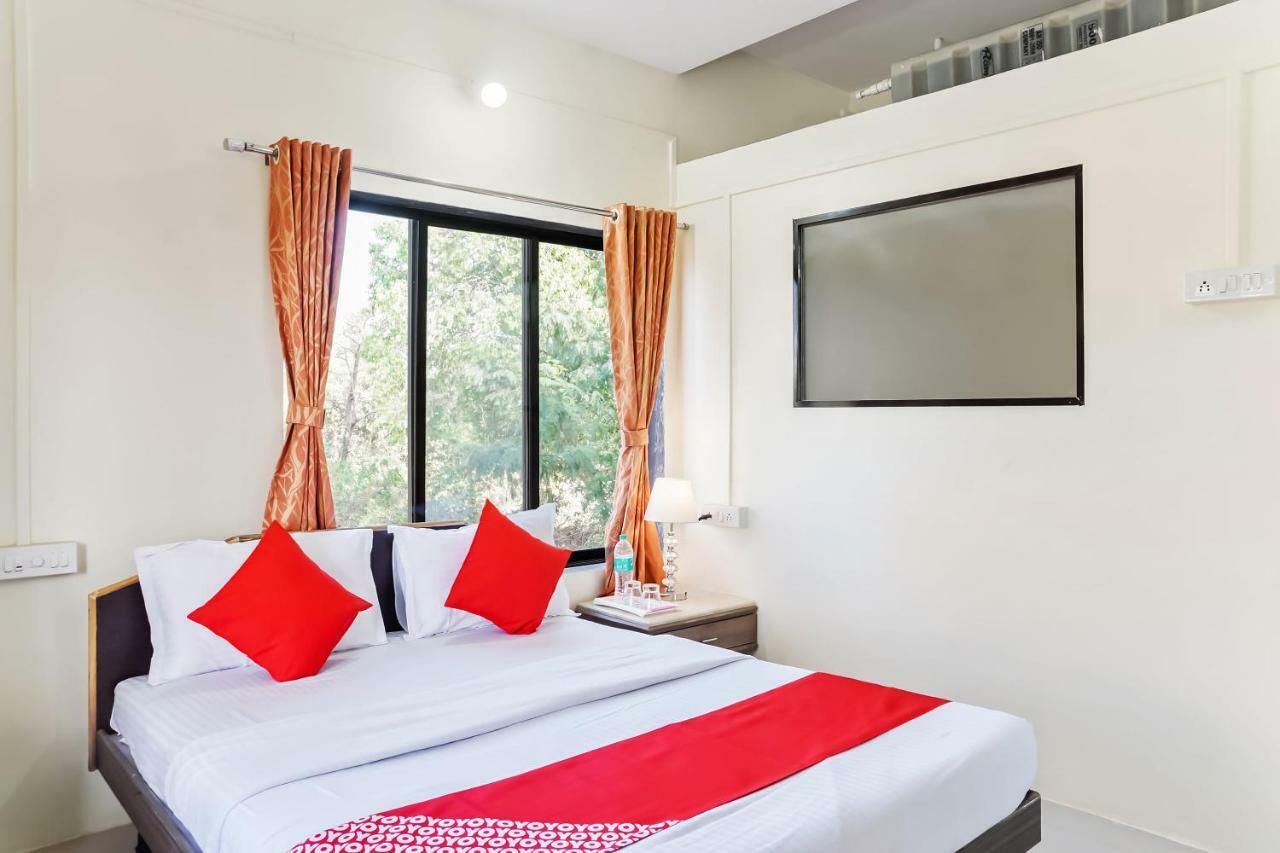 Oyo 29156 Nisarg Holiday Resort Ambli Экстерьер фото